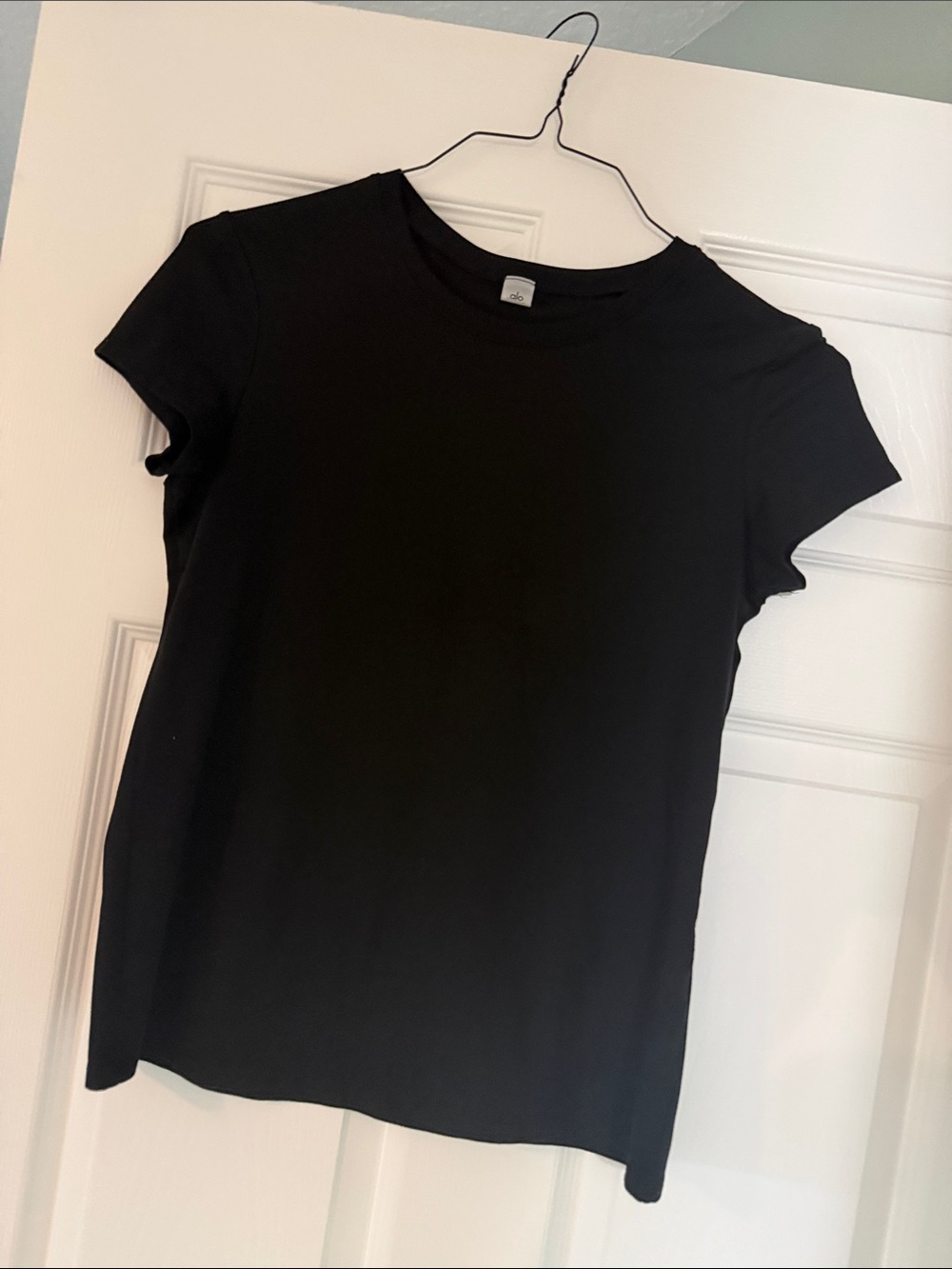 [alo] Alosoft Finesse Tee - White and Black - Picture 10 of 13